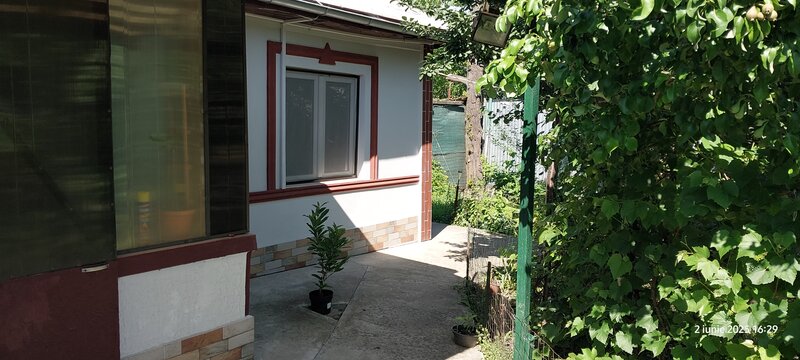Gorneni, pe DN6/E70 1.600 mp, casa la sosea langa Bucuresti